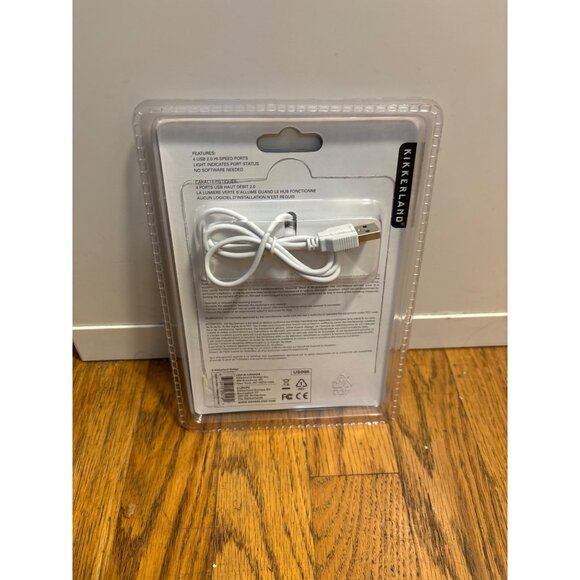 Kikkerland USB Hubman With 4 USB 2.0 Hi-Speed Ports - Picture 2 of 2